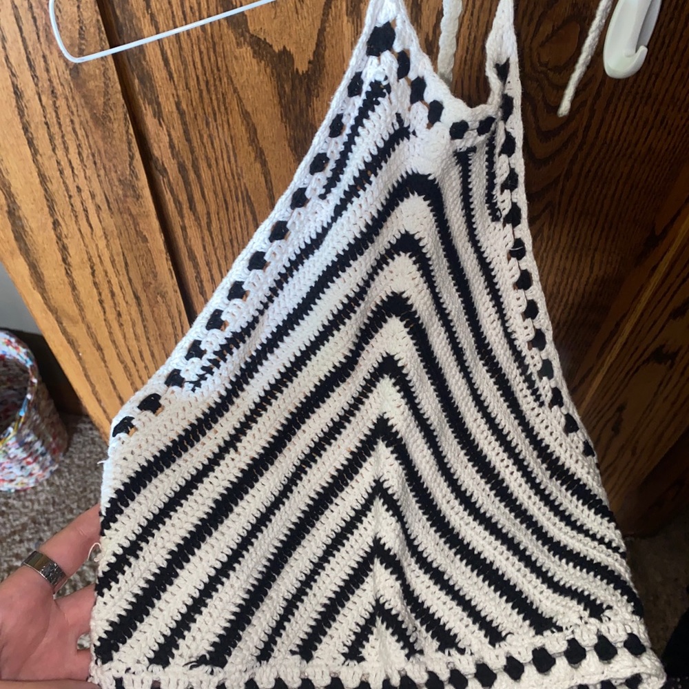 Forever 21 crochet top